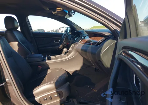 2015 Ford Taurus Limited z USA, uszkodzony, nr VIN 1FAHP2F84FG106044